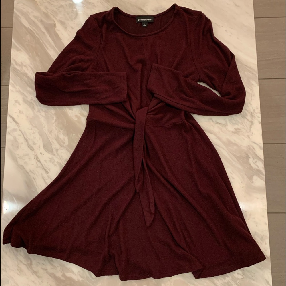FORTUNE + IVY MAROON TIE SWEATER DRESS SIZE LARGE